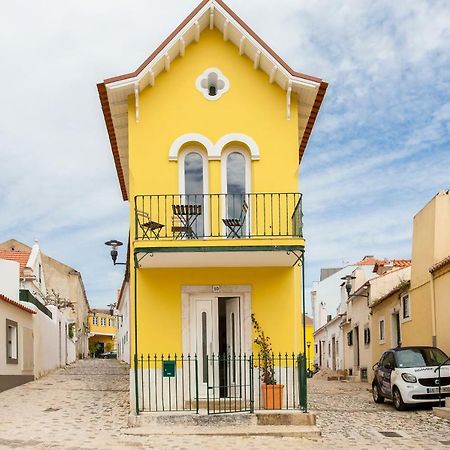 Lisbon Sea Side Chalet Apartment Paco de Arcos Exterior photo