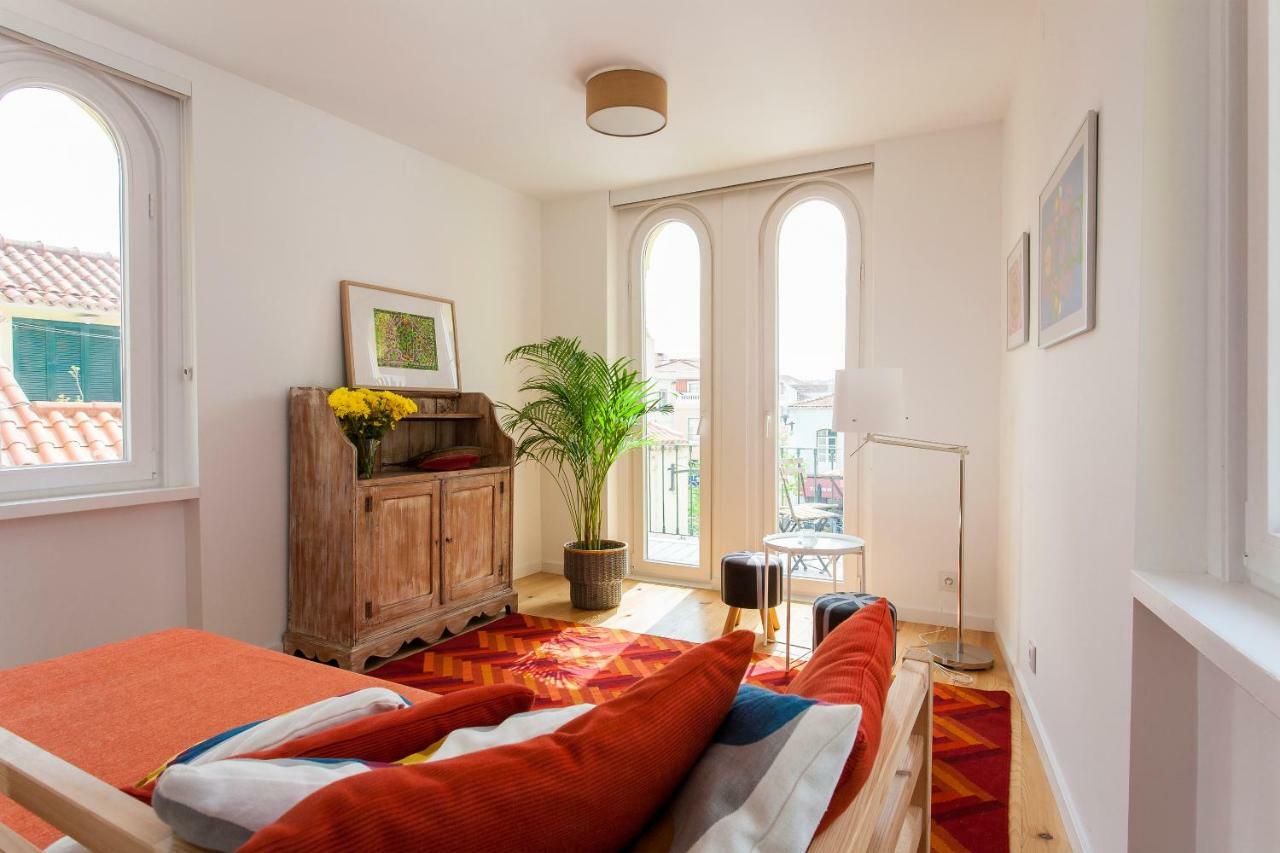 Lisbon Sea Side Chalet Apartment Paco de Arcos Exterior photo
