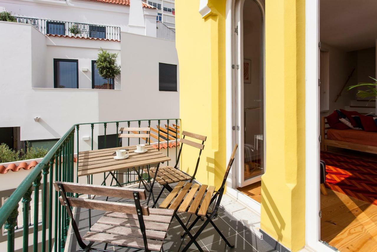 Lisbon Sea Side Chalet Apartment Paco de Arcos Exterior photo