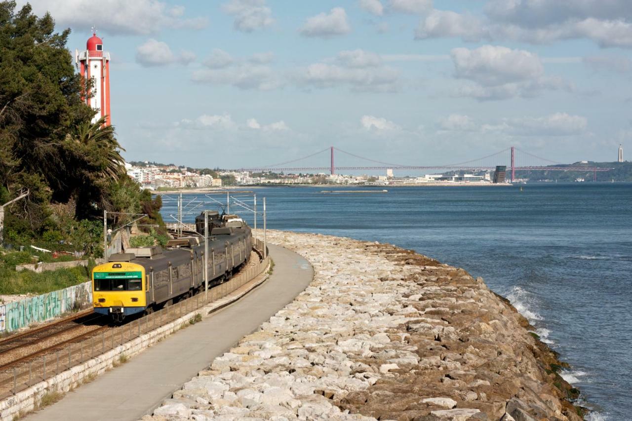Lisbon Sea Side Chalet Apartment Paco de Arcos Exterior photo